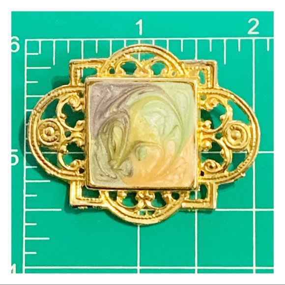 vintage 1980s gold tone open work swirled enamel framed  brooch pin - Picture 2 of 5